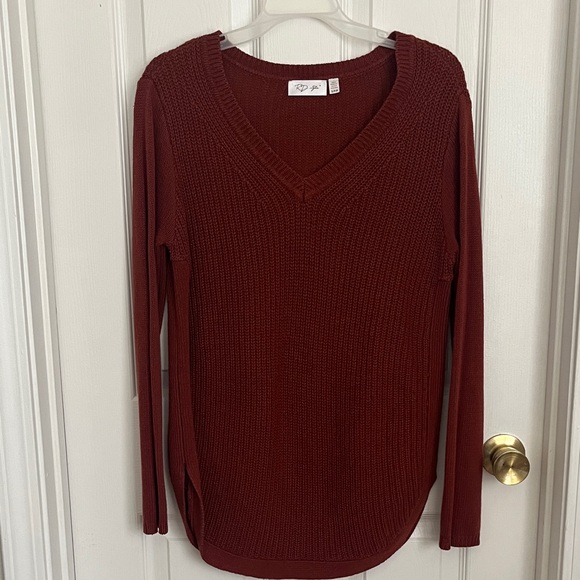 RD Style Josslyn V-Neck Sweater Size Petite Small - Picture 5 of 7